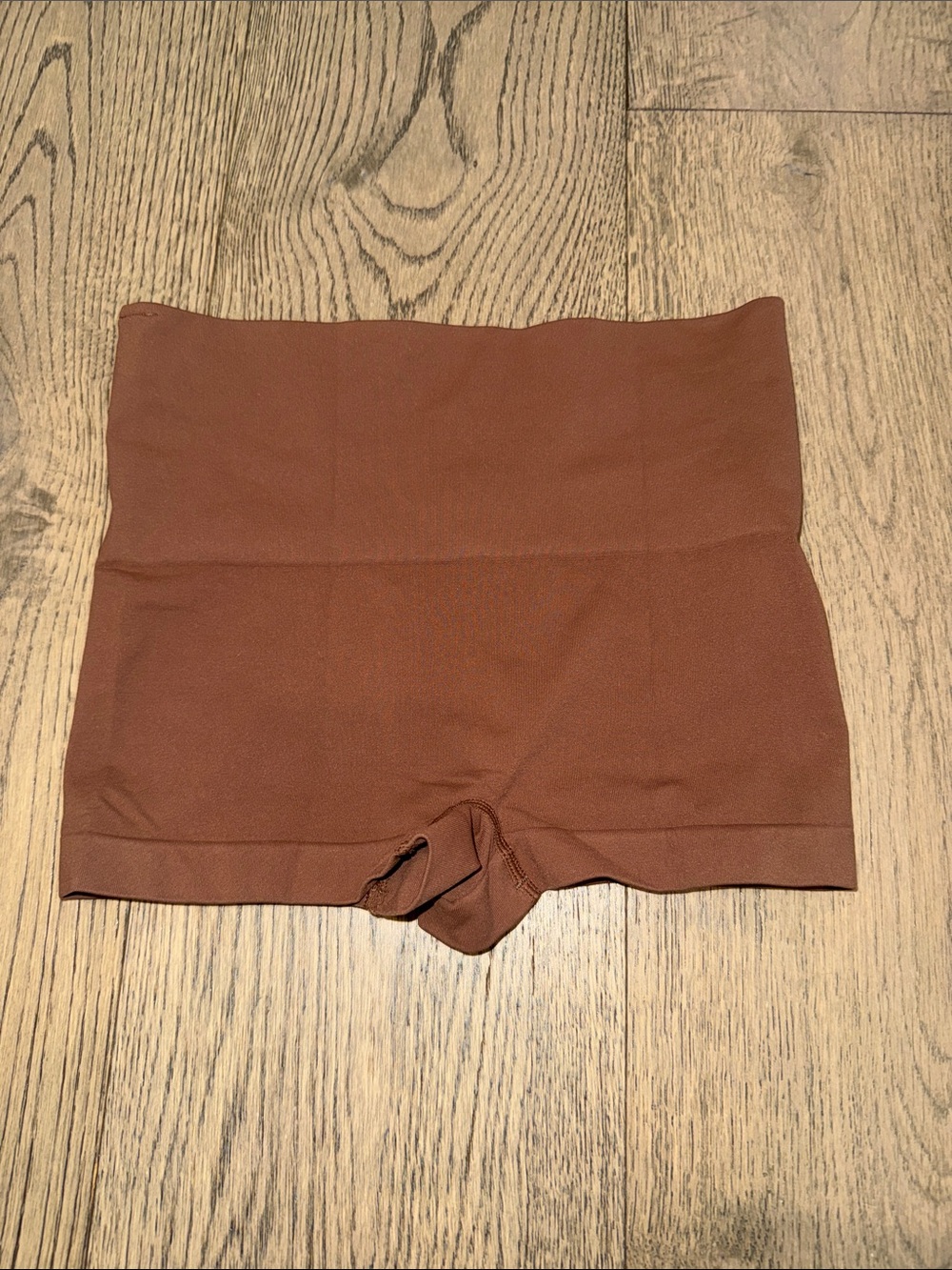NWT Spanx Ecocare Seamless Shaping boy shorts, chestnut brown, Medium